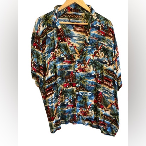 VTG Arena Hawaiian Button Up - Picture 3 of 8